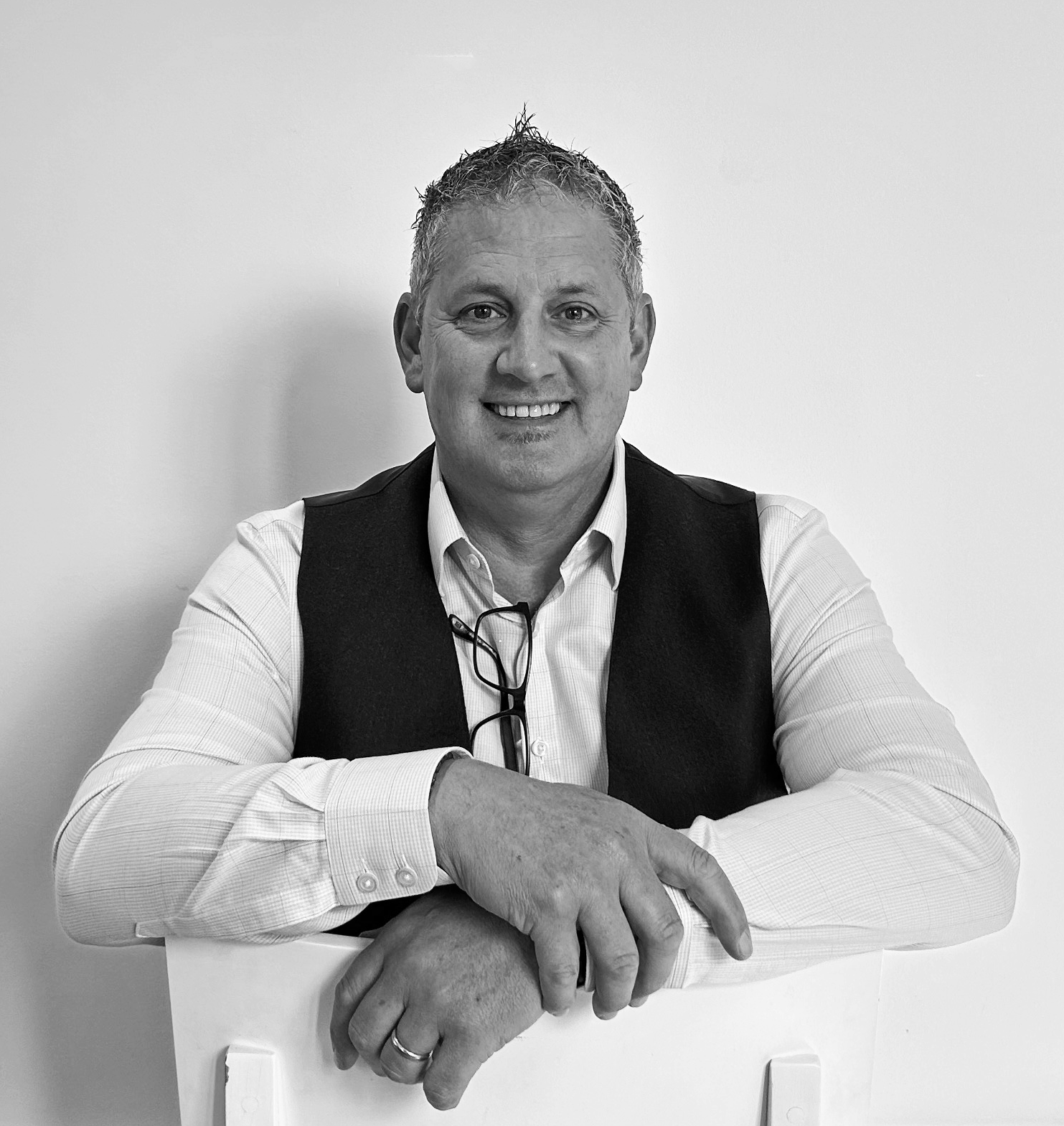 Mark Perna